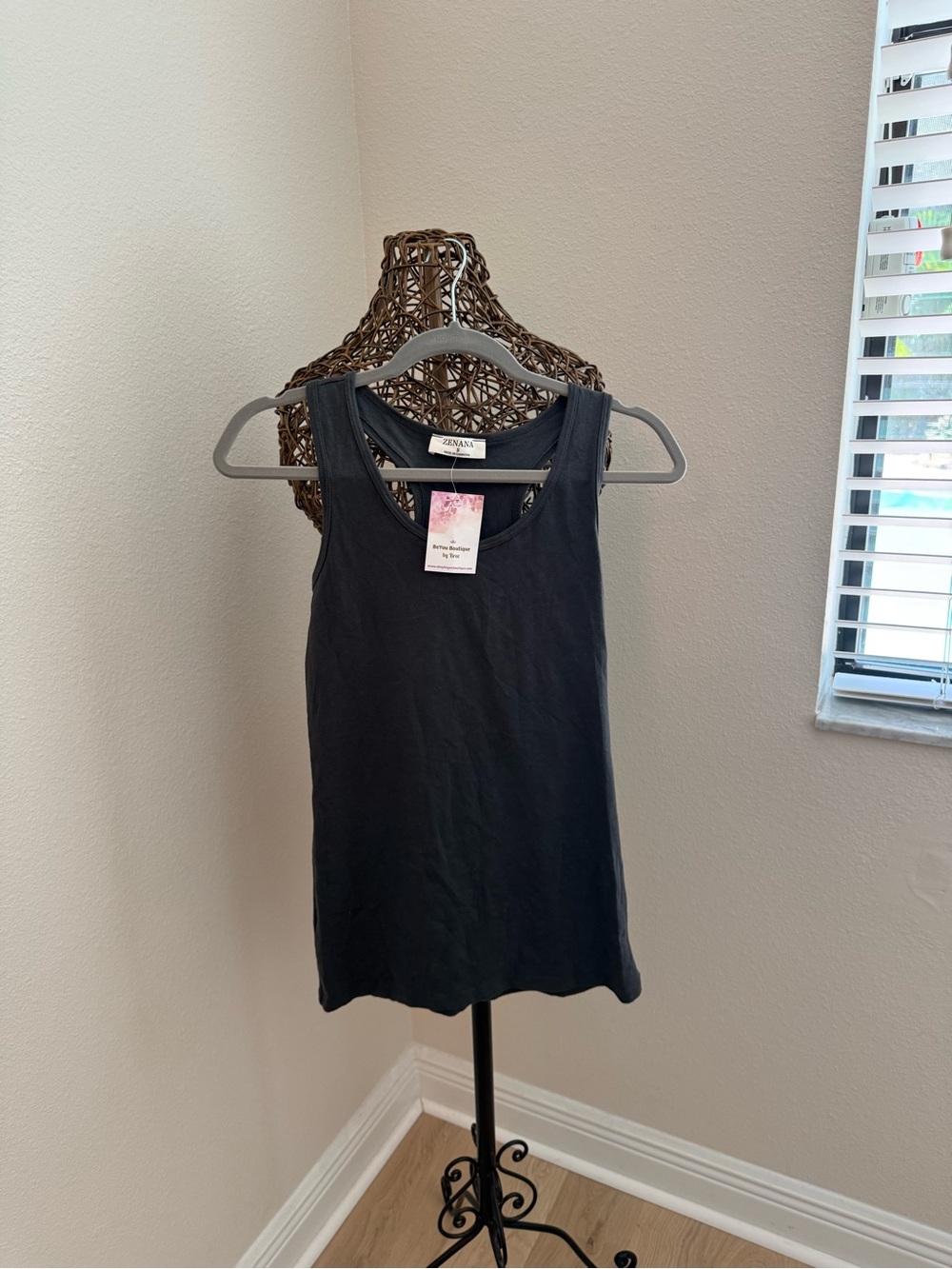 Zenana Black Essential Scoop Tank Top